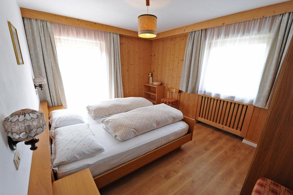 Apartments Villa Rosa Sëlva Kamer foto